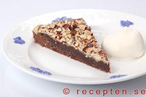 Recept på kladdkaka med nötter Kladdkaka med nötter