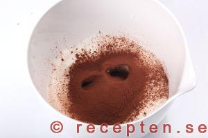 Chokladmousse LCHF / GI steg 2.2