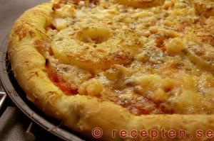 God pizza med pizzadeg på jäst. pizzadeg pizza recept