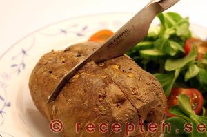Bakad potatis med skinkröra  steg 6