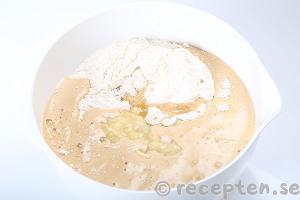 Så gör du Saftig banankaka steg 6.1 Saftig banankaka steg 6.1