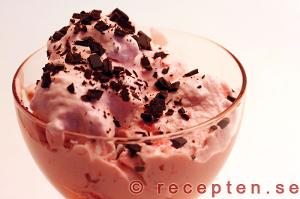 Recept på jordgubbsglass Jordgubbsglass