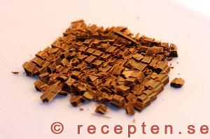 Hacka chokladen hackad choklad