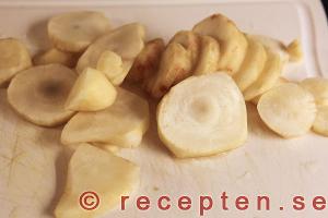 Så gör du Potatis- och jordärtskocksgratäng steg 1.1 Potatis- och jordärtskocksgratäng steg 1.1