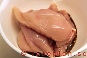Så gör du Grillad kycklingfilé steg 2.1 Grillad kycklingfilé steg 2.1