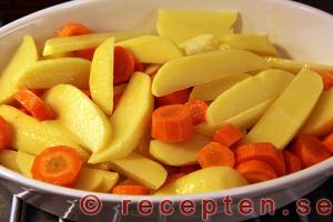 Biff med vitlökssås och ugnsstekt potatis steg 1