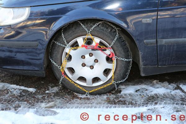 snökedjor på bilen