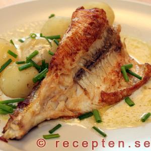 Stekt abborre är ett fiskrecept Stekt abborre