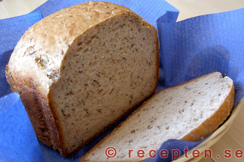 Ett bröd bakat i bakmaskin Bakmaskinsbröd