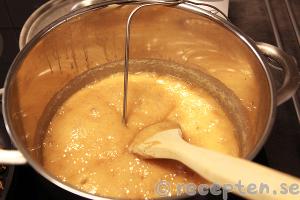 Kola steg 4.1: Kolan kokar.