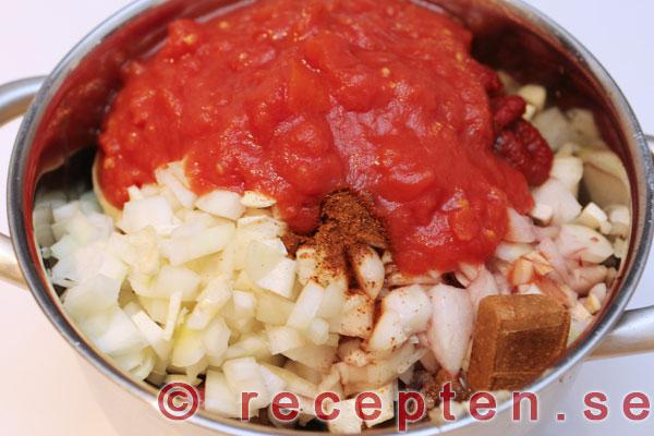 instruktion steg 3.2 köttgryta med tomatsmak