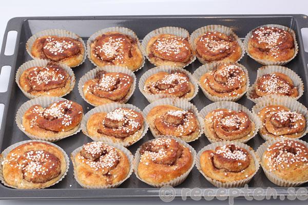 färdiggräddade kanelbullar