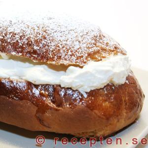 En semlelängd, lagom till 4-6 personer semlelängd