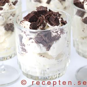Stracciatellamousse - En underbar dessert stracciatellamousse