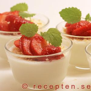 Len och fin Kokospannacotta kokospannacotta