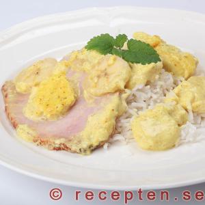 Kassler med curry och banan Kassler med curry och banan