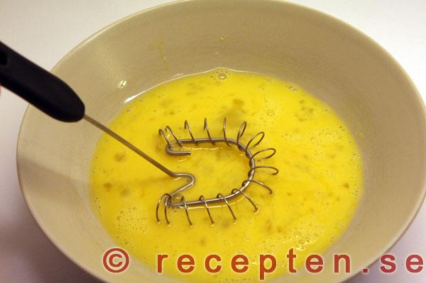 instruktion steg 2 currypanerad rödspätta