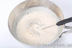 Grahamsgrynsgröt steg 2-4: Gröten är klar.