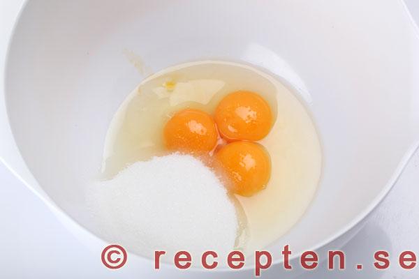 äggulor, ägg och strösocker