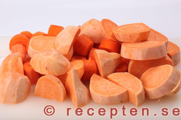 sötpotatis och morötter i bitar