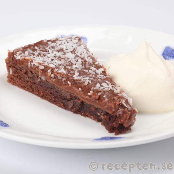 En bit Kärleksmumskladdkaka kärleksmumskladdkaka