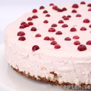 Pepparkakscheesecake med lingon pepparkakscheesecake