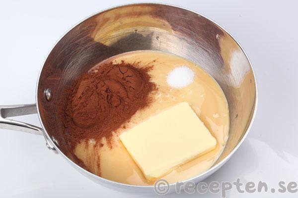 brigadeiro steg 1: ingredienser till brigadeiro