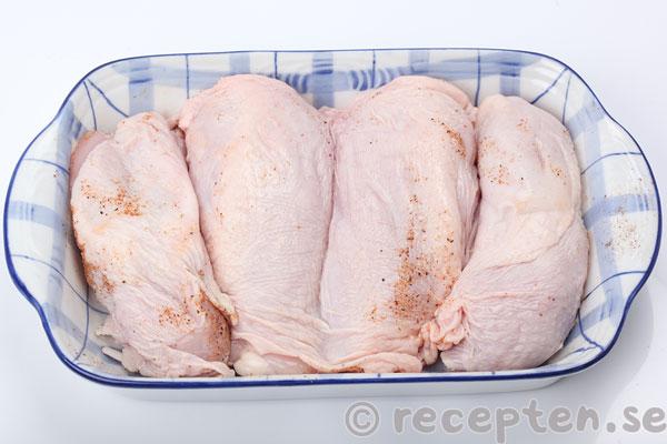 helstekt urbenad hel kyckling steg 2: skinnsidan upp