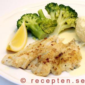 Rödspätta med citronsås Rödspätta med citronsås