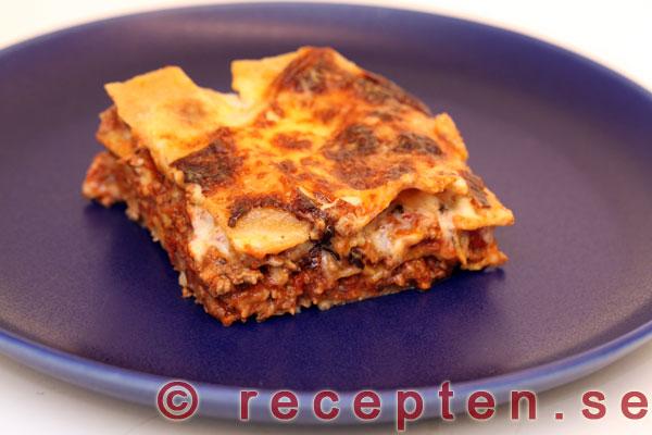 en bit lasagne